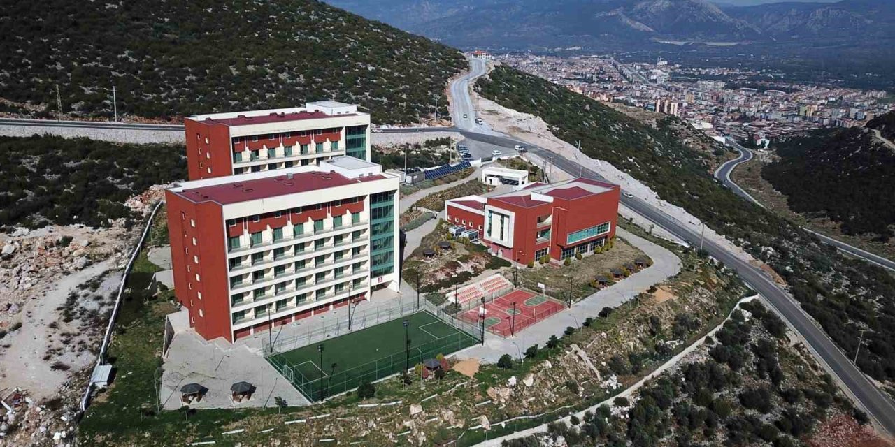 Muğla’da KYK yurt kapasitesi 14 bin 611’e çıktı