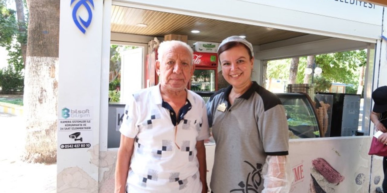 Aydın Büyükşehir Belediyesi, yemek hizmeti ile Nazilli’de de yaşlı, engelli ve garibanları sevindirdi