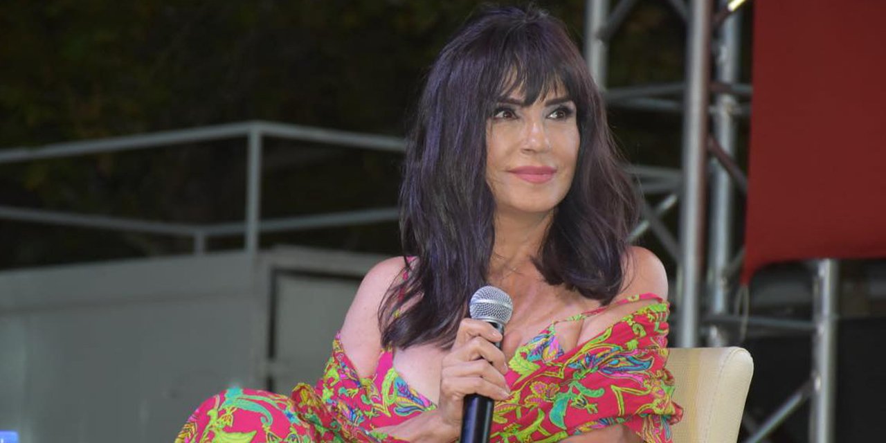 Ayşegül Aldinç’ten Instagram eleştirisi: Asansöre binerken bile poz veriyorlar!