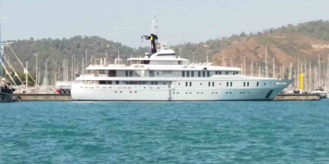 Mega yat ’White Rose’ Fethiye’den 100 ton yakıt aldı