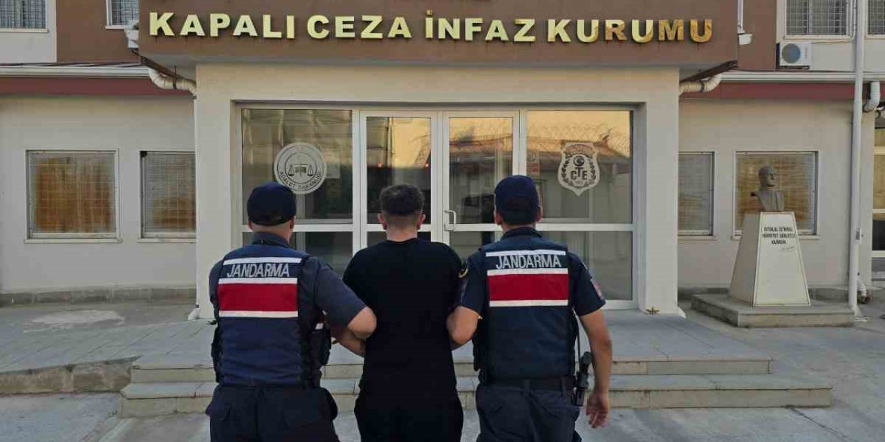 Önce cezaevinden firar etti sonra gelip teslim oldu