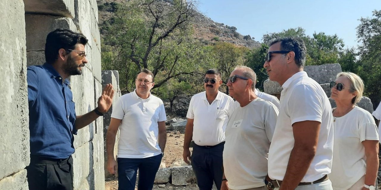 Phoenix Antik Kenti yüzey araştırmaları devam ediyor