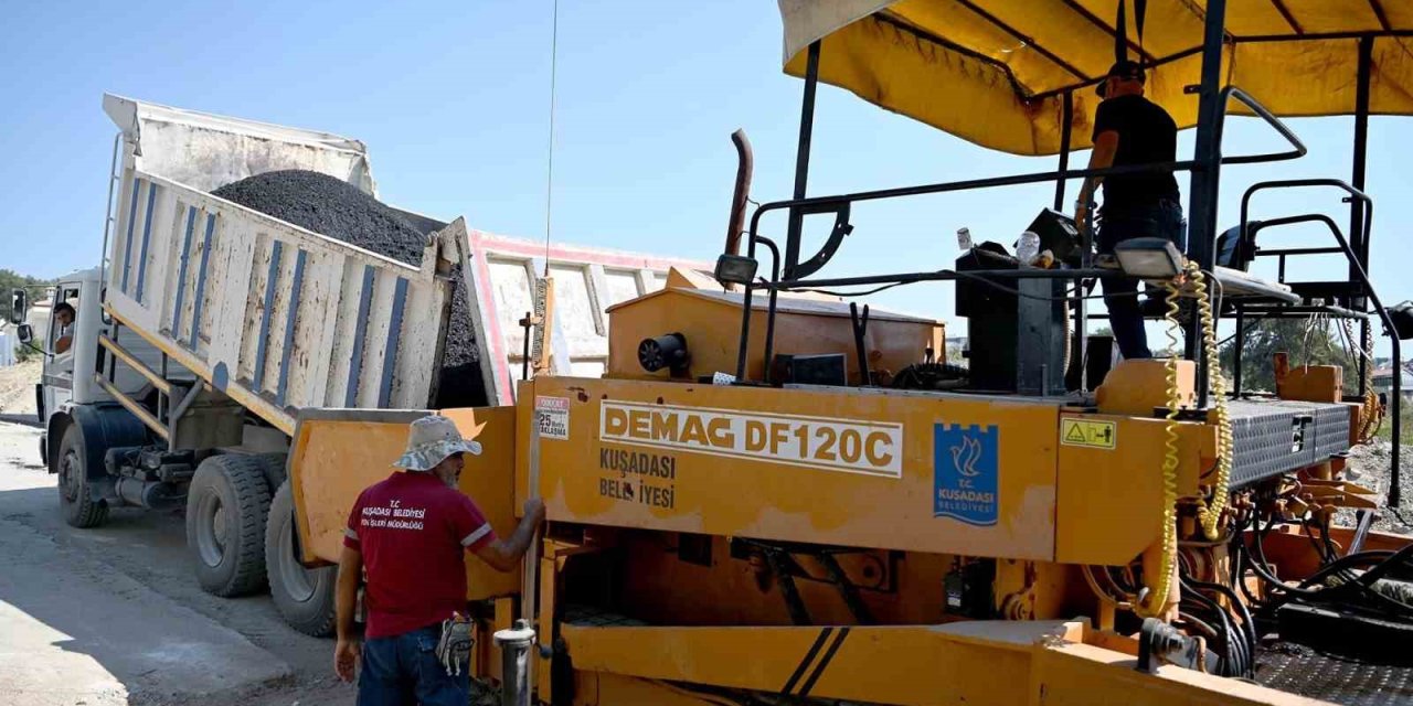 Kuşadası modern ve konforlu yollara kavuşmaya devam ediyor