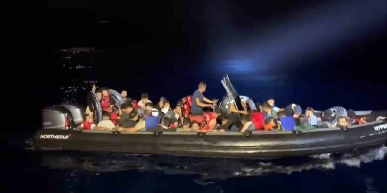 Fethiye’de 2 göçmen kaçakçılığı şüphelisi yakalandı