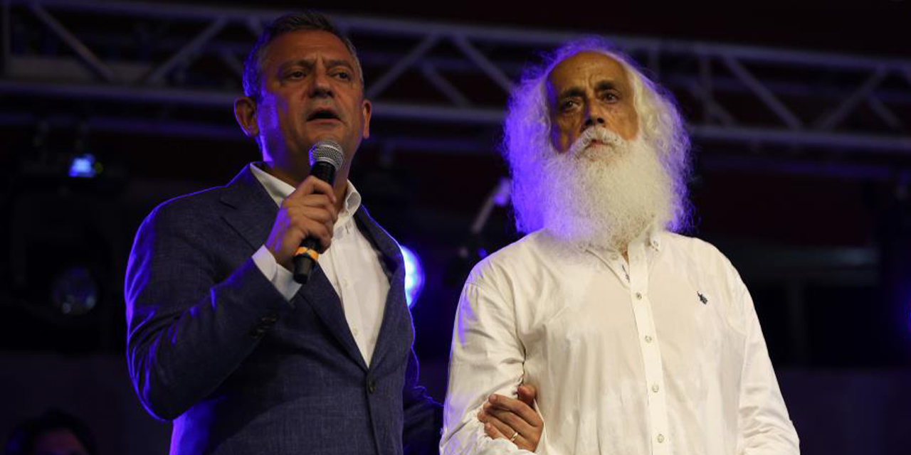 CHP Lideri Özgür Özel, Aydın’da Suavi konserine katıldı