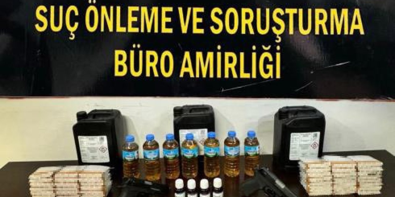 İzmir’de uyuşturucu imal ve ticareti yapan 3 şüpheli tutuklandı