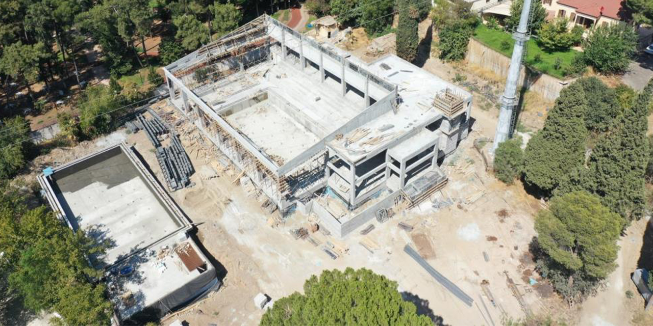 Pınarbaşı Yüzme Havuzu’nda çalışmalar hız kesmiyor