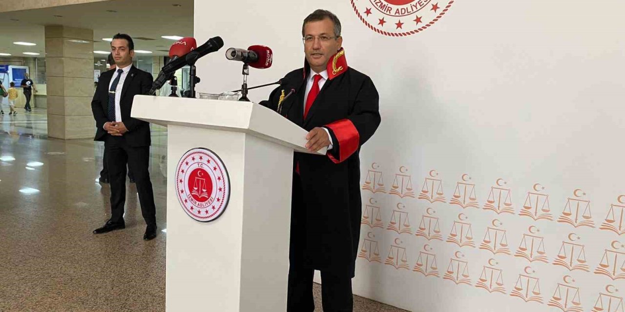 İzmir’de yeni adli yıl düzenlenen törenle başladı