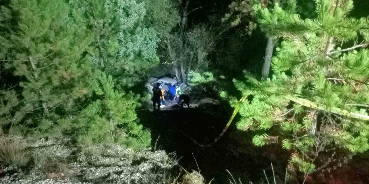 Denizli’ye gelen otomobil şarampole düştü: 1 ölü, 3 yaralı