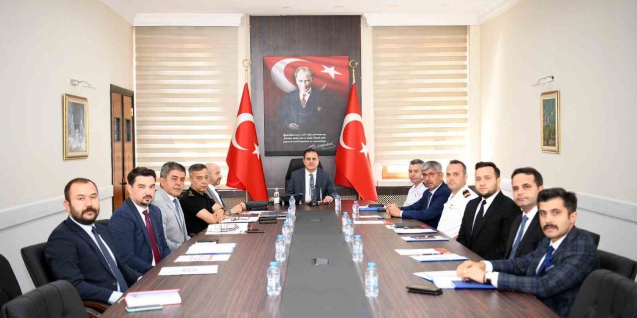 Üniversite güvenlik tedbirleri toplantısı yapıldı