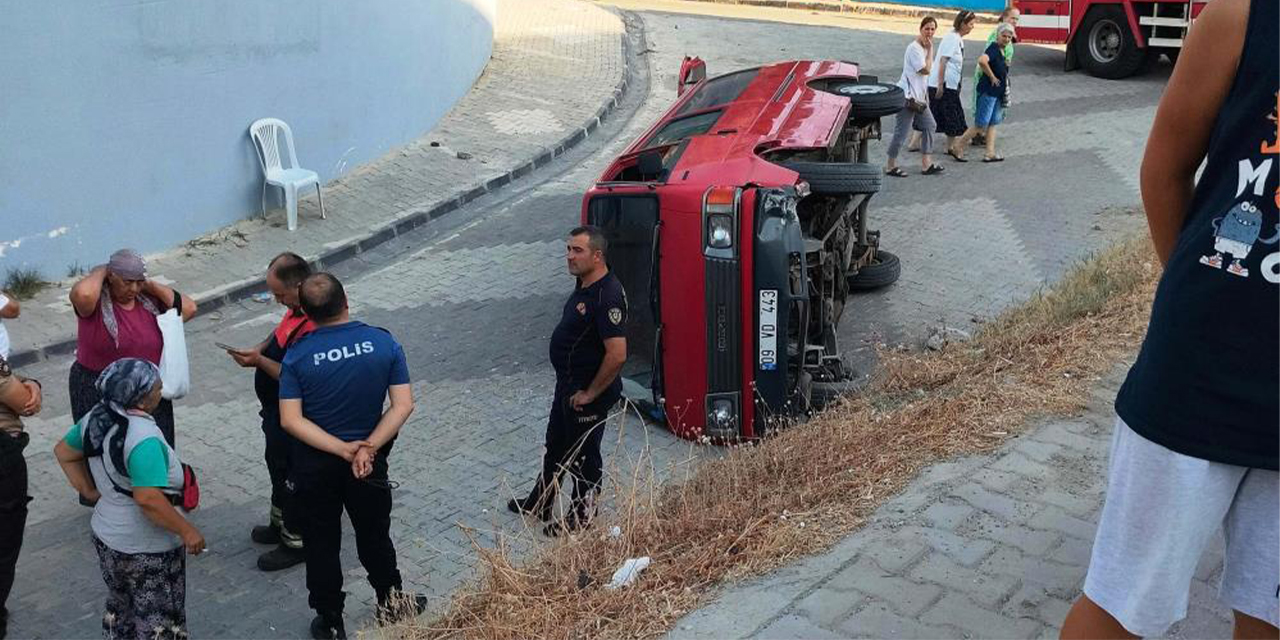 Koçarlı’da kamyonet devrildi: 1 yaralı