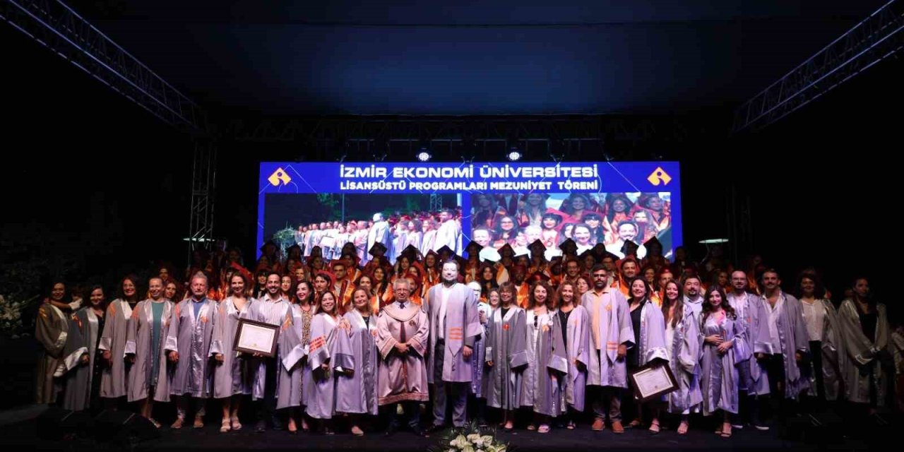 Diplomalar elde, kepler havada