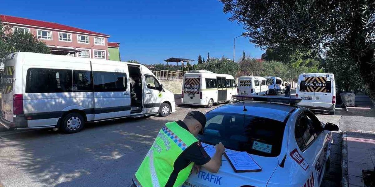 Karacasu’da okul servislerine sıkı denetim