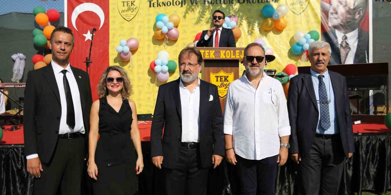 TEK Koleji yeni eğitim-öğretim yılı açılışı şölen havasında geçti