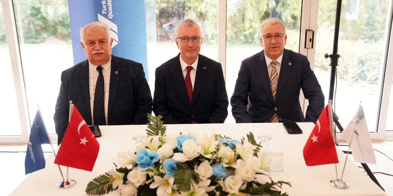 EÜ’de “YÖKAK 2024 Yılı Değerlendirici Eğitimi” yapıldı