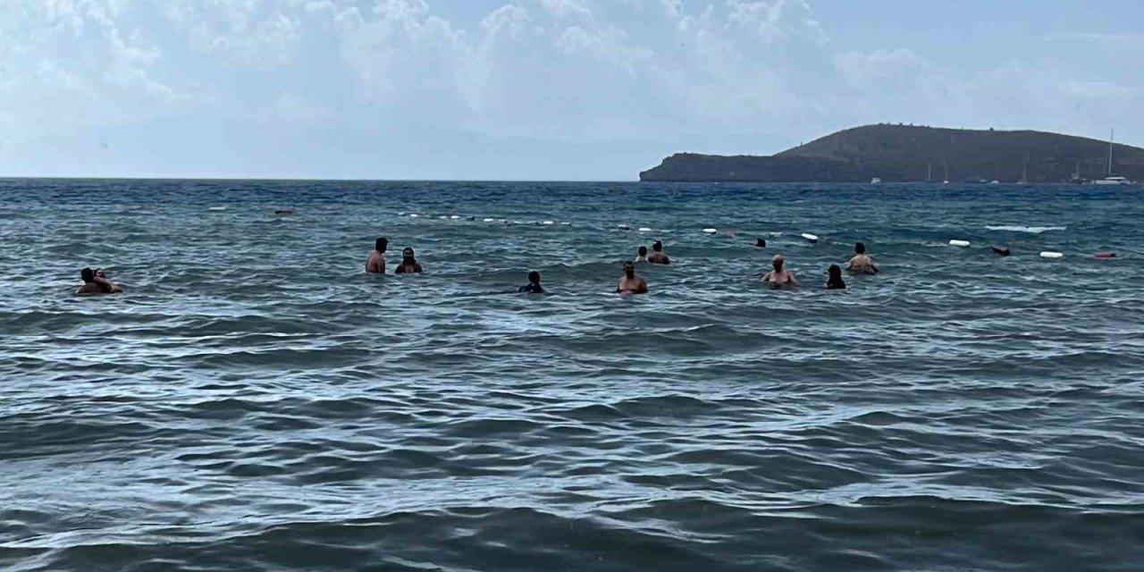 Yağmurda deniz keyfi