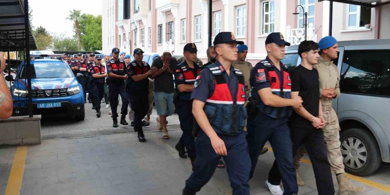 Fethiye’de kavgaya karışan 2 kişi tutuklandı