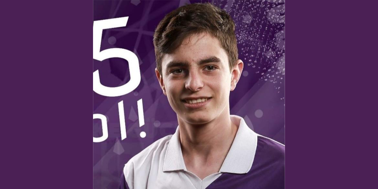 Genç futbolcu kalbine yenildi