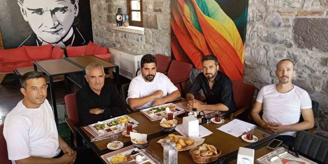 Sökespor yönetimi basın mensuplarıyla bir araya geldi