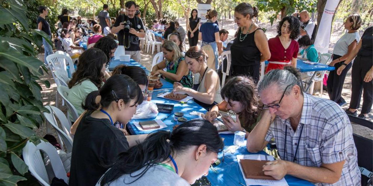 Çamura ’iyilikle’ şekil verdiler