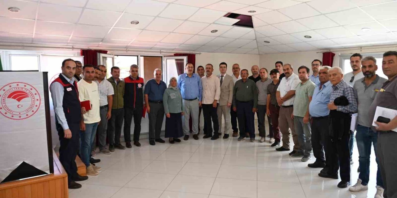 Denizli’de üreticilere tarımsal üretim planlanması anlatıldı