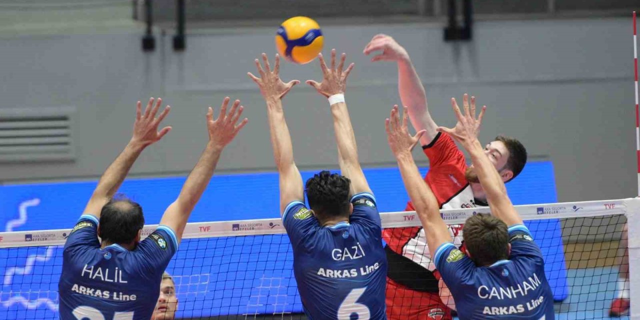 Arkas Spor’un rakibi Steaua Bükreş