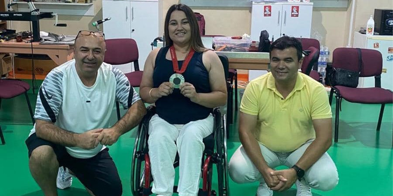 Şampiyon sporcu Eroğlu Fethiye’de genç sporcularla buluştu