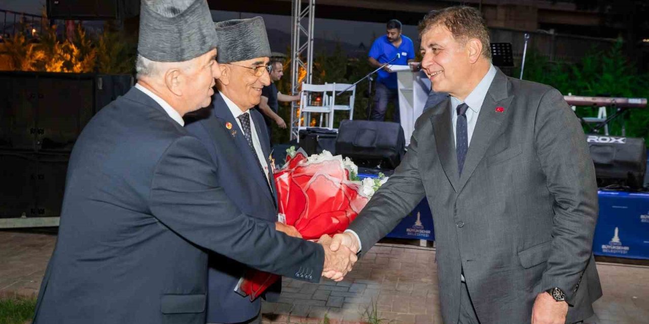 Başkan Tugay şehit aileleri ve gazilerle buluştu