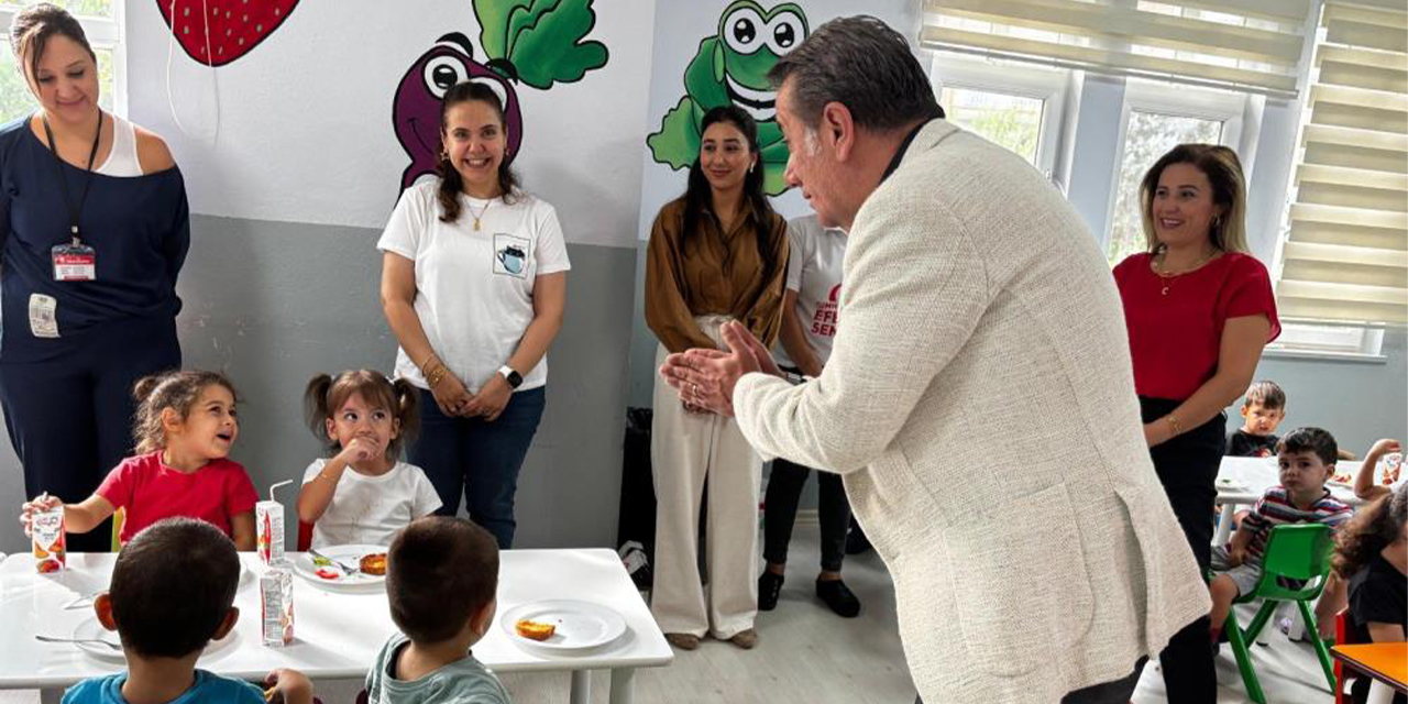 Başkan Yetişkin Efeler’in minikleriyle buluştu