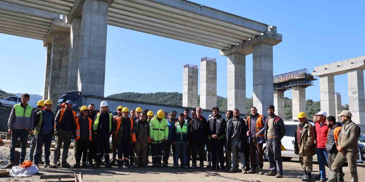 Aydın-Denizli Otoyol inşaatında çalışan işçilerin hak arayışı devam ediyor
