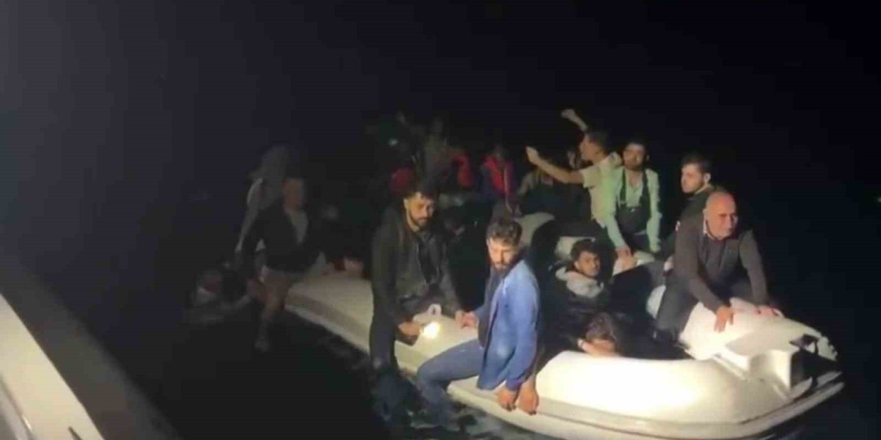 Dalaman açıklarında 22 düzensiz göçmen kurtarıldı