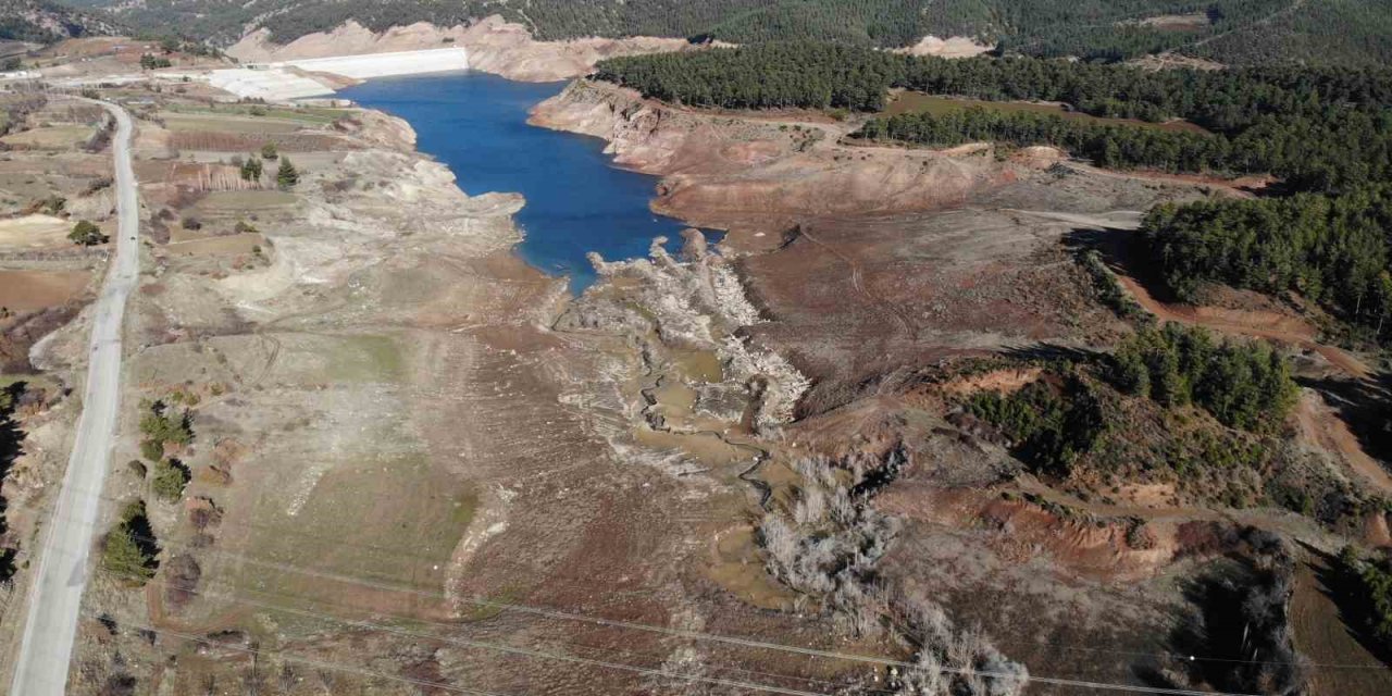 Tasarruf çağrısı yapan Başkan Çavuşoğlu: “Akbaş Barajı’nda 12 günlük su kaldı”