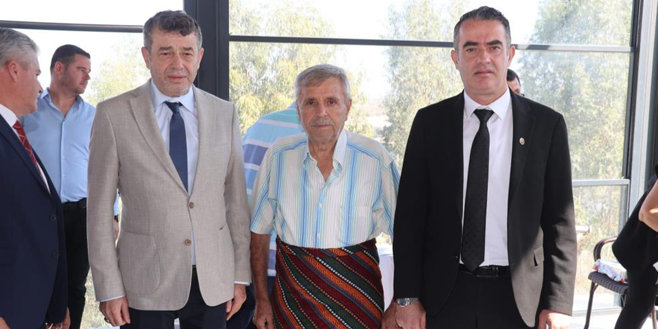 Başkan Arıcı yılın ahisine şed kuşattı