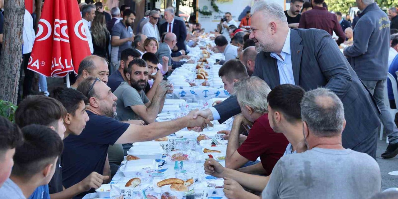 Ahilik Haftası Menemen esnafını buluşturdu