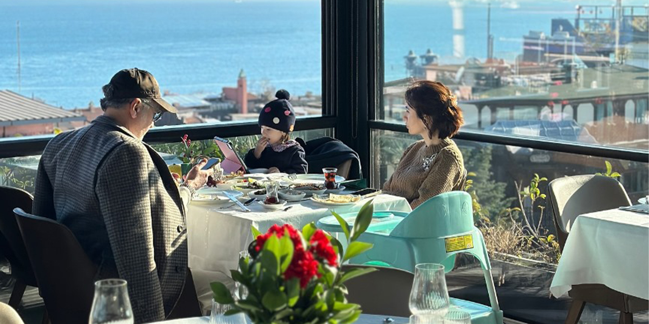 Aya FishLounge: Boğaz’ın eşsiz güzelliğiyle buluşan restoran