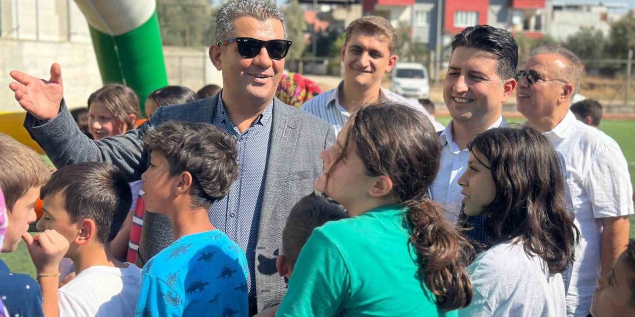 Aydınlı işadamı Yaralı’dan Köşk’e jest, çocuklar eğlendi veliler mutlu oldu