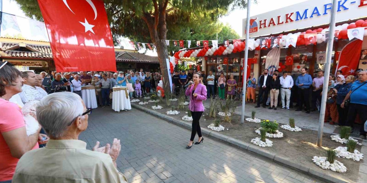 Selçuk’ta Halk Mark-Et hizmete başladı