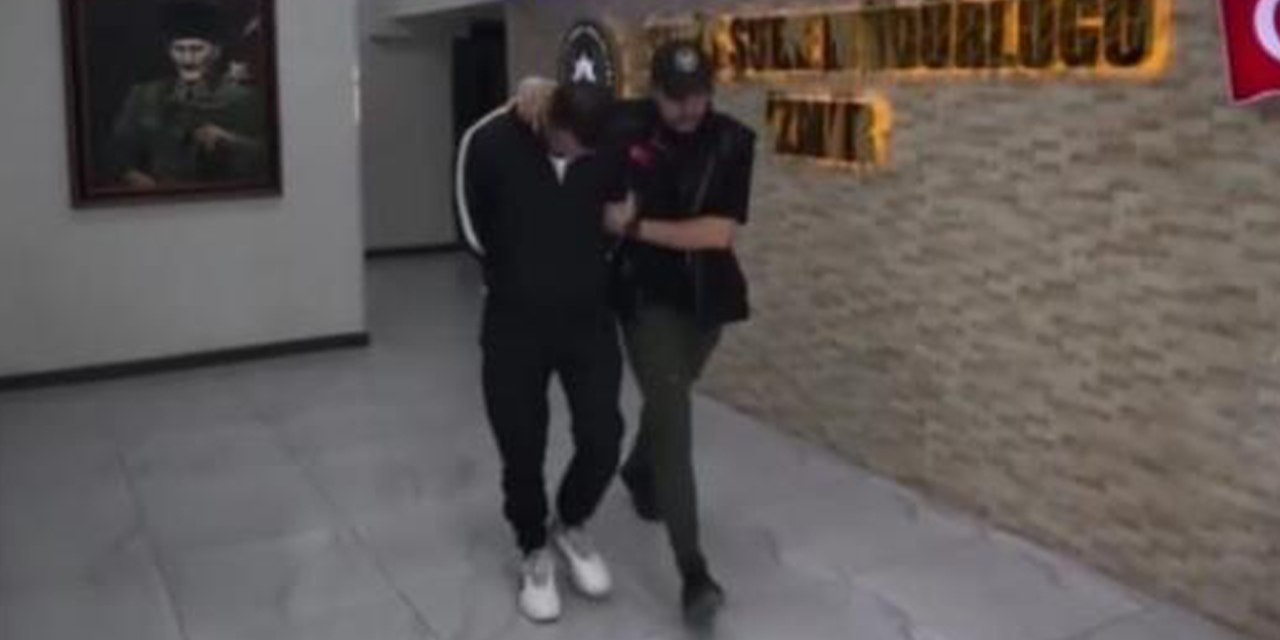 ATM’den para çeken emekliyi gasp etti