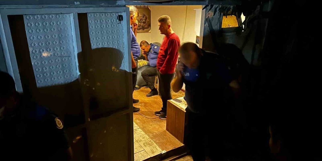 Kuşadası’nda barakada 1 kişi ölü bulundu