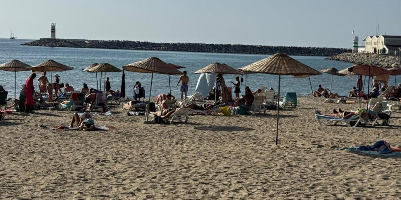 Kuşadası’nda Ekim’de deniz keyfi