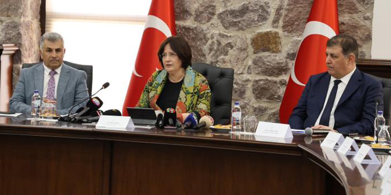 İzmir Körfezi’ni kurtaracak acil eylem planı hazır