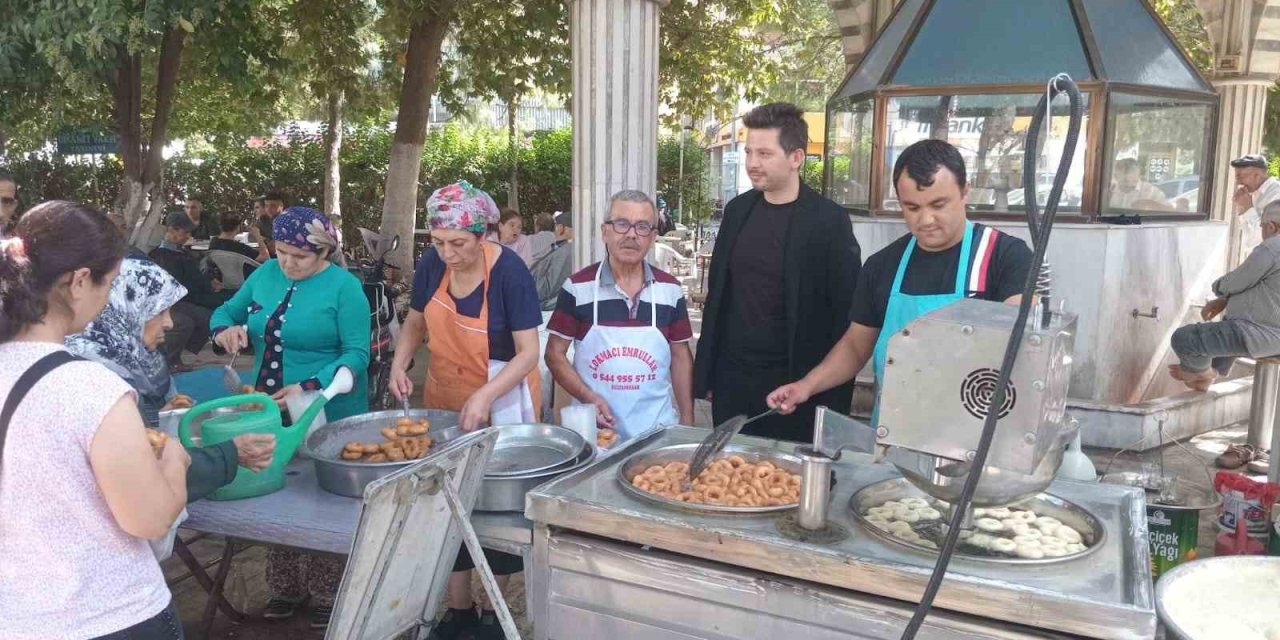 Denizli’de iş adamı Sözkesen vefatının 15. yılında unutulmadı