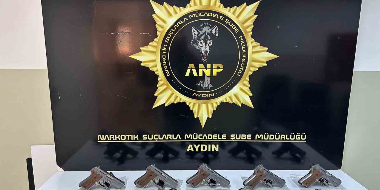 Aydın’da bir araçta 10 tabanca ele geçirildi