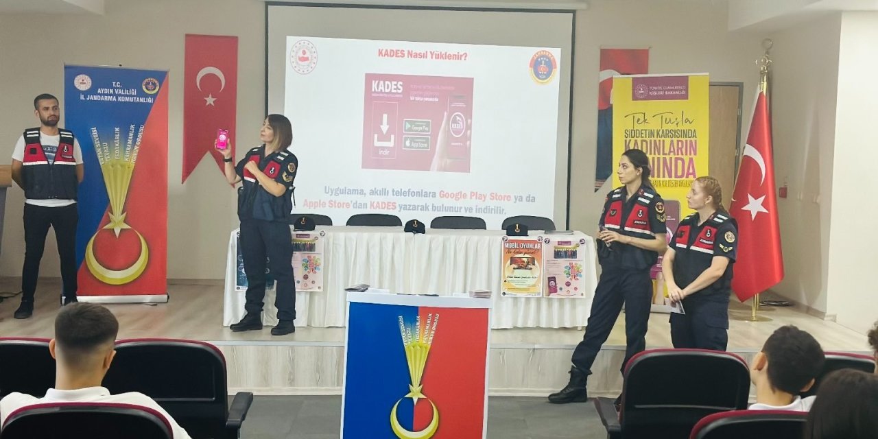 Jandarma ekipleri eğitimlerini sürdürüyor