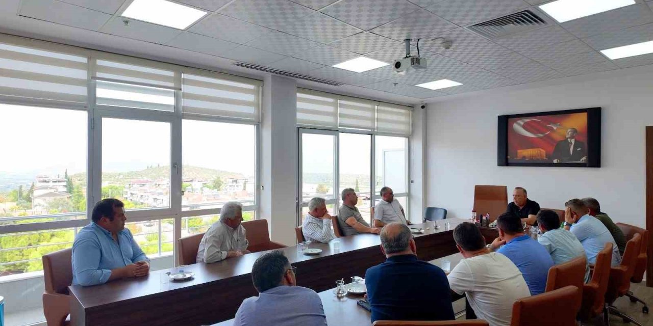 Başkan Özel, mermer sektörü temsilcileriyle bir araya geldi