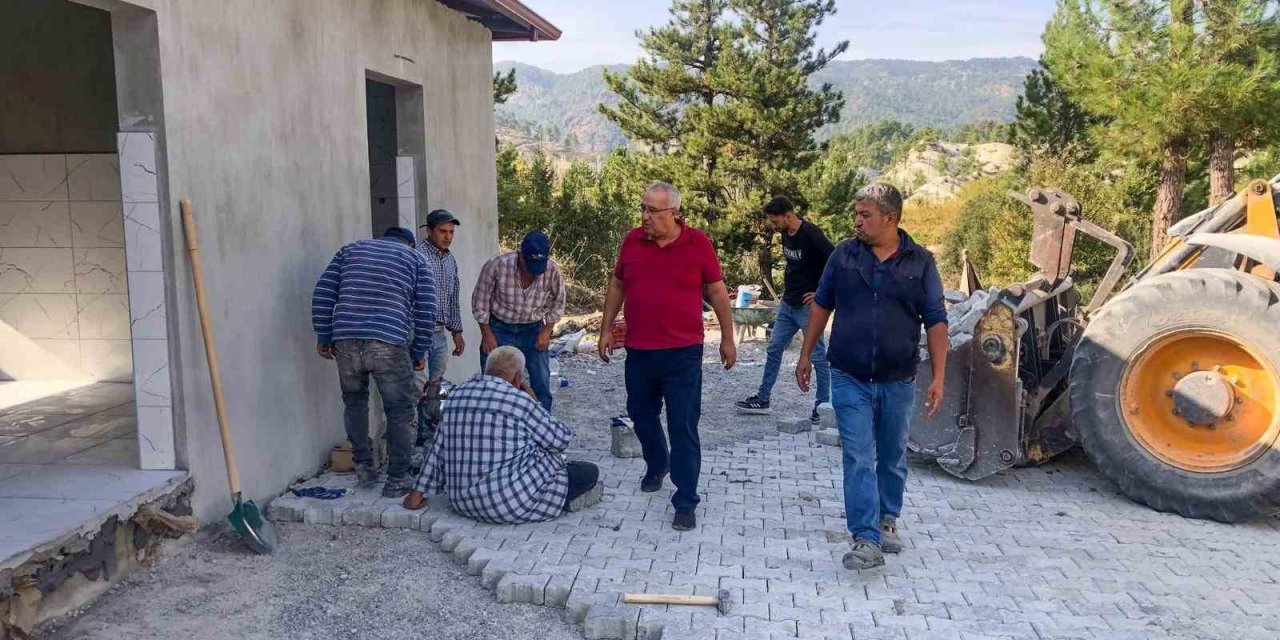 Çameli Belediyesi mahalleleri güzelleştiriyor