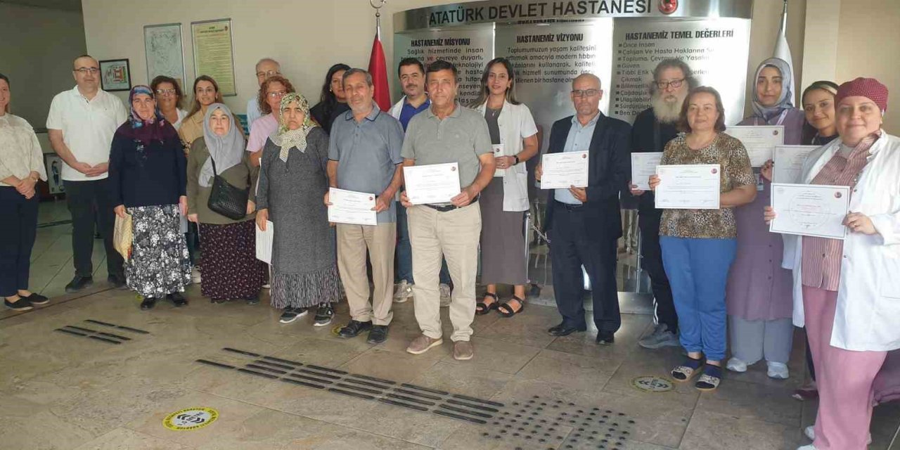 Aydın Atatürk Devlet Hastanesi’ndeki Diyabet Okulu 2024 Ekim mezunlarını verdi