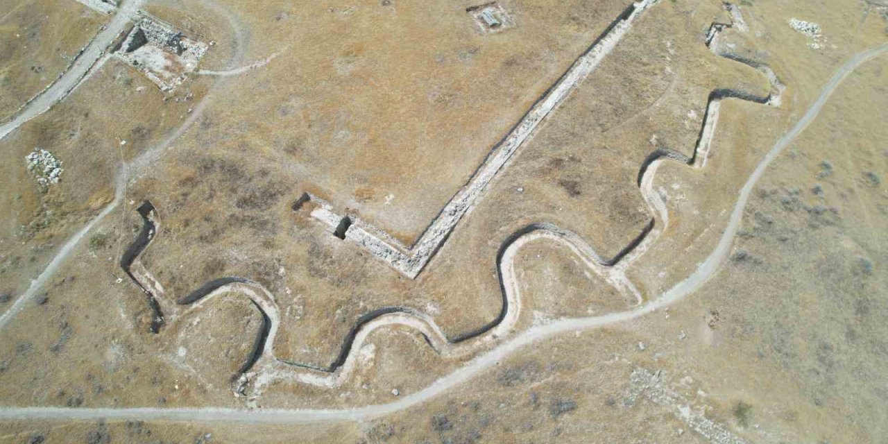 Denizli’de Kurtuluş Savaşı döneminden kalma siperler bulundu