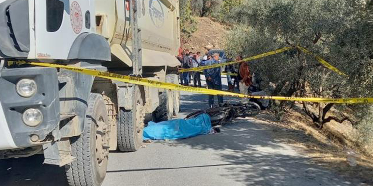 Kum kamyonunun altında kalan anneanne ve torunu hayatını kaybetti
