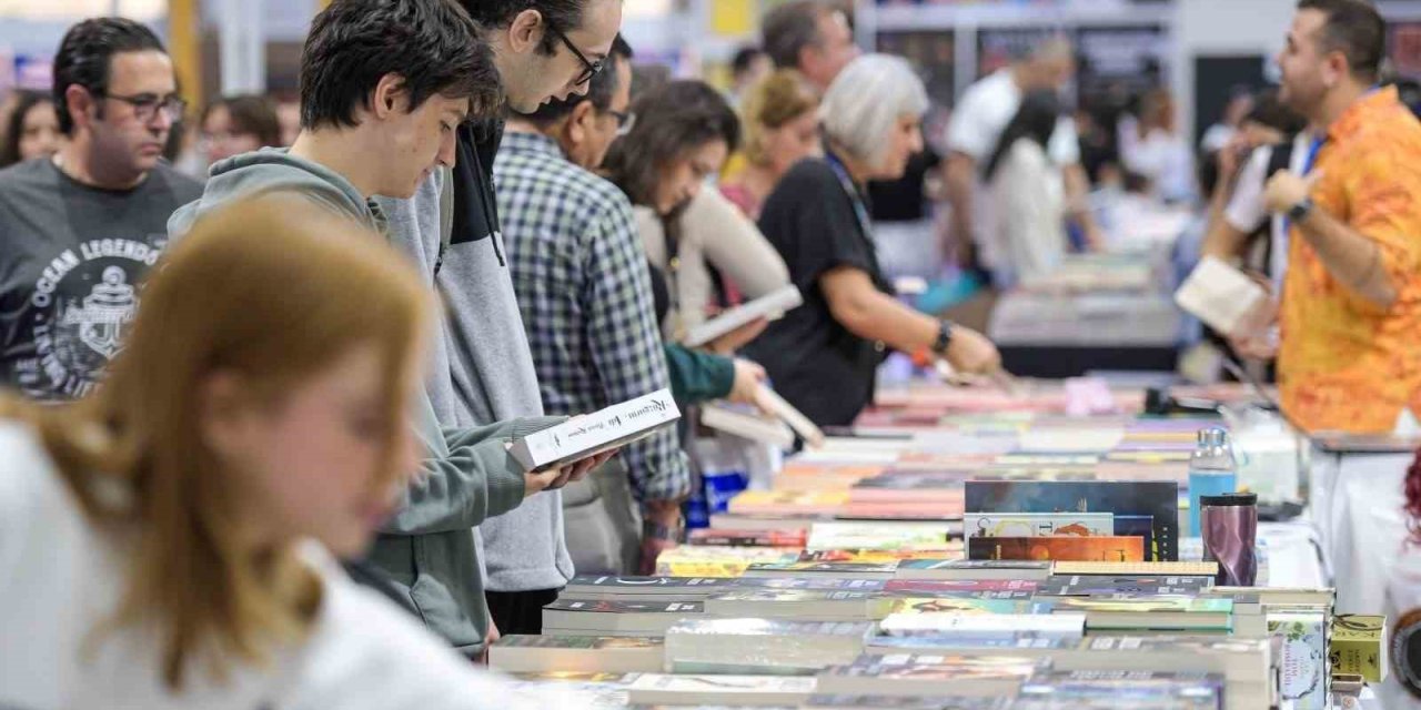 İZKİTAP kitapseverlerle buluşmak için gün sayıyor